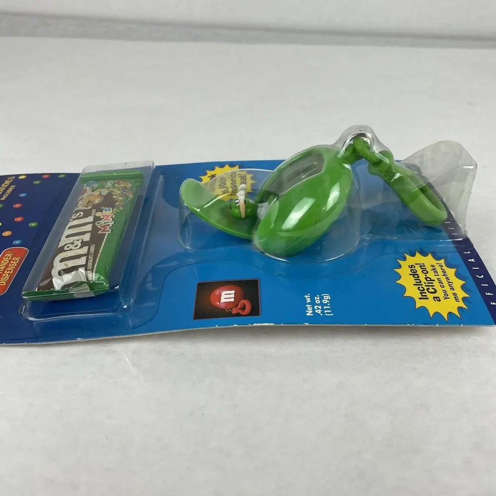 M&M's Minis Candy Hander Dispenser Clip-On Cap Candy Vintage 2002 GreenNew